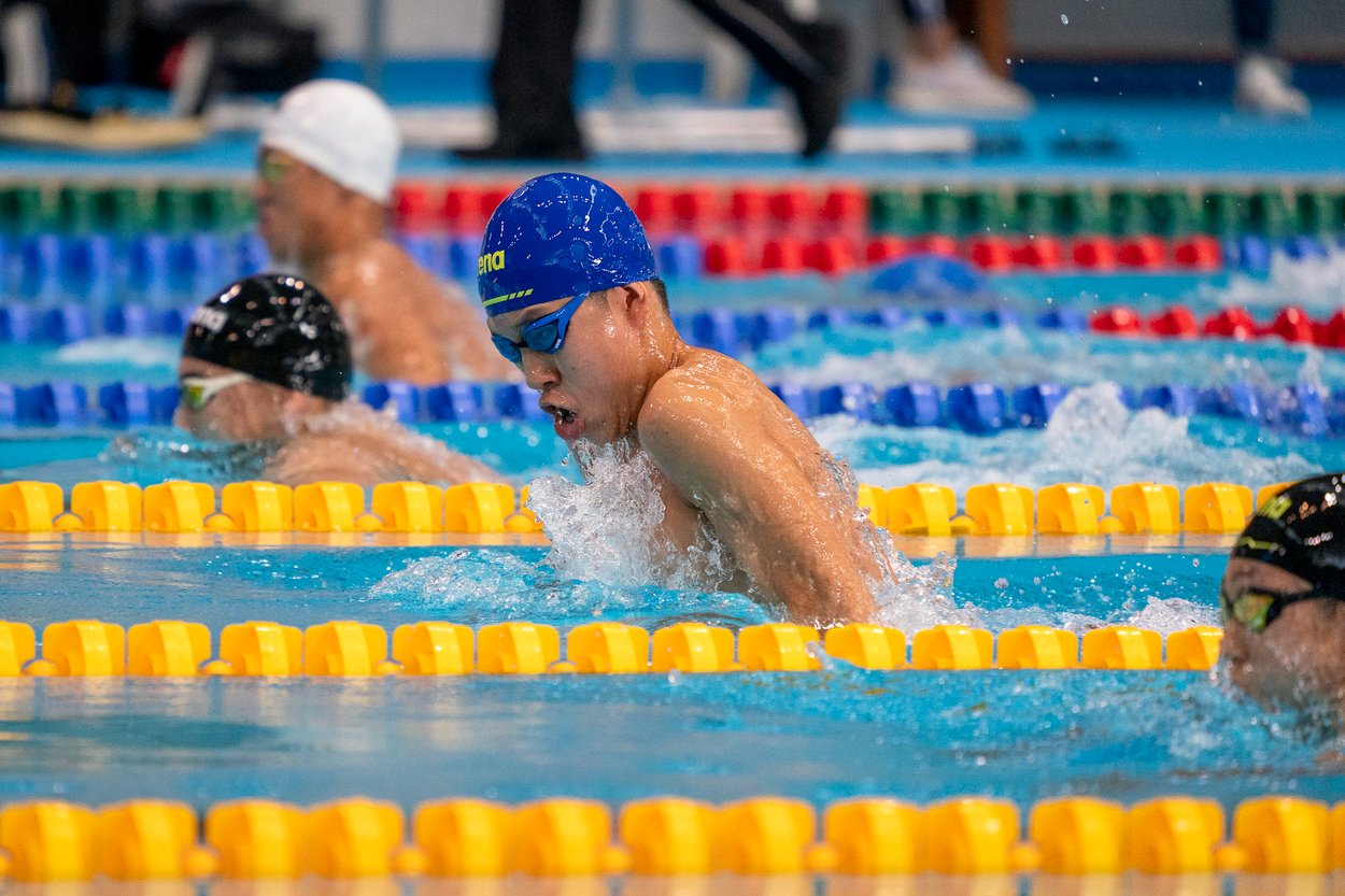 Singapore's future swimming stars in action at the National School Games!